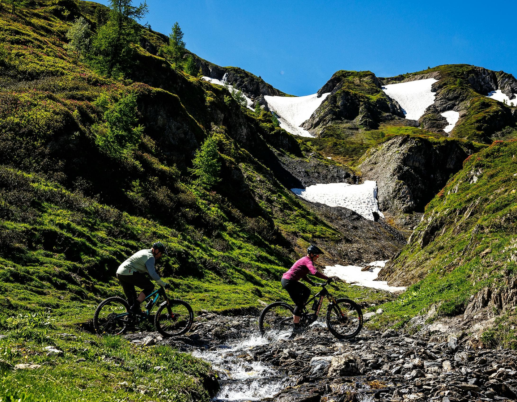 The Santa Cruz Bicycles Hightower 4 - Carbon Full Suspension Mountain Bike