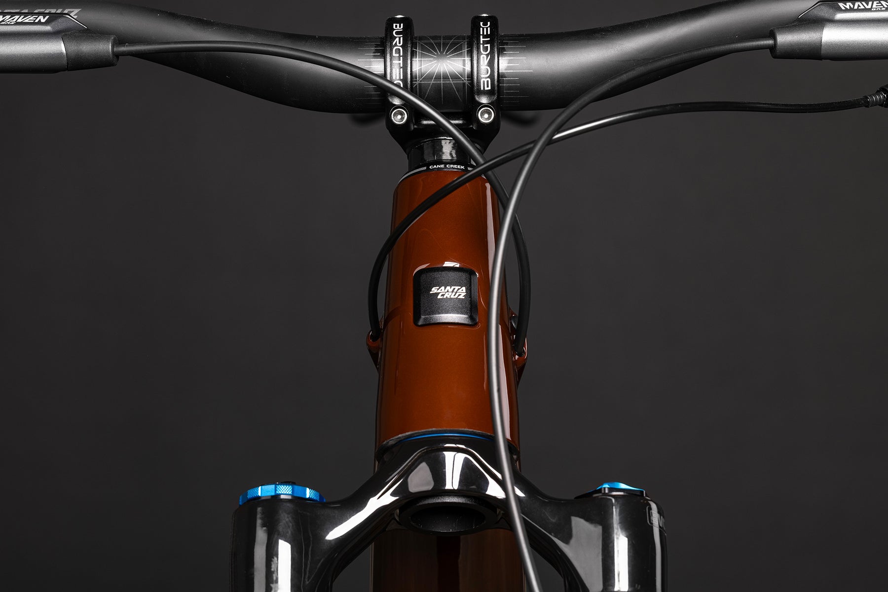 Detail image of Bronson handlebars and headtube